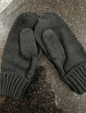 UConn Huskies plush stylish black knit team logo mittens