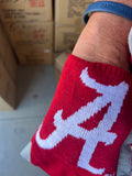Alabama NCAA Retro Team Logo Hood and Scarf Combo with Pockets is a must-have for any Alabama Crimson Tide football fan. Officially licensed by the NCAA