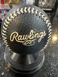 Chicago Cubs Roadster embroitered Rawlings collectible baseball in case..