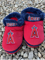 Los Angeles Angels mens size Large team logo plush slippers.

New in original packaging.

See pictures for size chart.