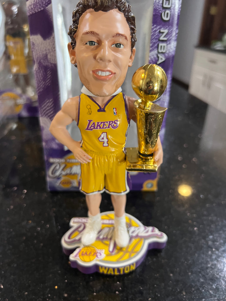 Los Angeles Lakers 2009 NBA  Champs Luke Walton trophy bobblehead