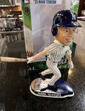 New York Yankees 2010 Mark Teixeira Action MLB Bobblehead.helmet base