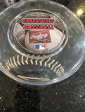 Chicago Cubs Roadster embroitered Rawlings collectible baseball in case..
